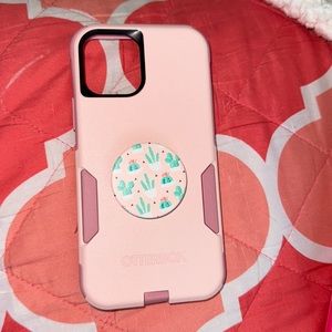 iPhone 12 pro otterbox case with pop socket!